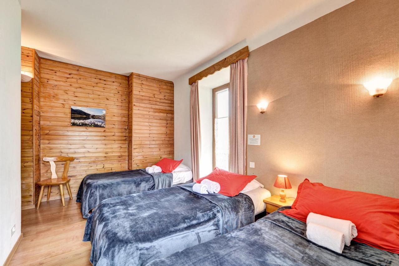 Hotel Restaurant Gites Les 5 Saisons Freissinieres Екстериор снимка